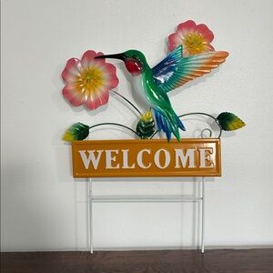NWT- Welcome- Hummingbird Metal Yard Stake Sign